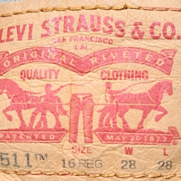 Levis Women's Jeans Size 28/28 - Picture 4 of 5